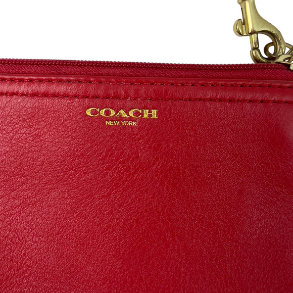Coach Pebble Leather Wristlet Red - Picture 9 of 10